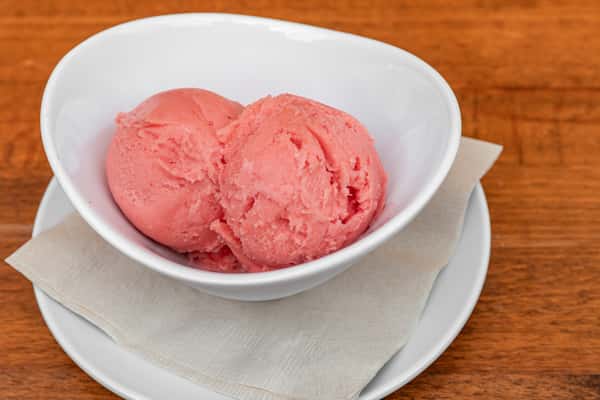 Rotating Gelato Caramel Sea Salt