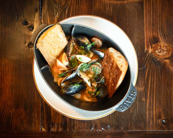 Basque Clams & Mussels