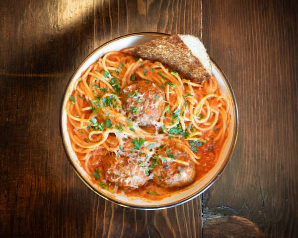 Spaghetti & Meatballs