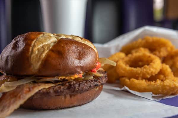 On the Burger Trail: The double Bubba burger at Bubba's Frozen Custard