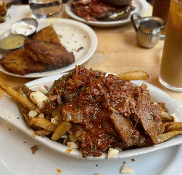 Bubbies Poutine