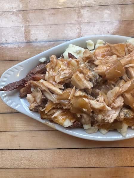 Poulette Poutine