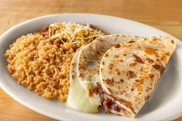 Quesadilla Plate L3 Lunch Specials Tacos el Cunado Cascade