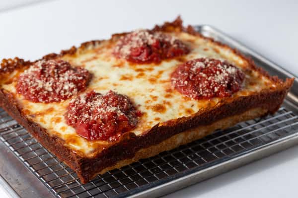 Detroit Pizza