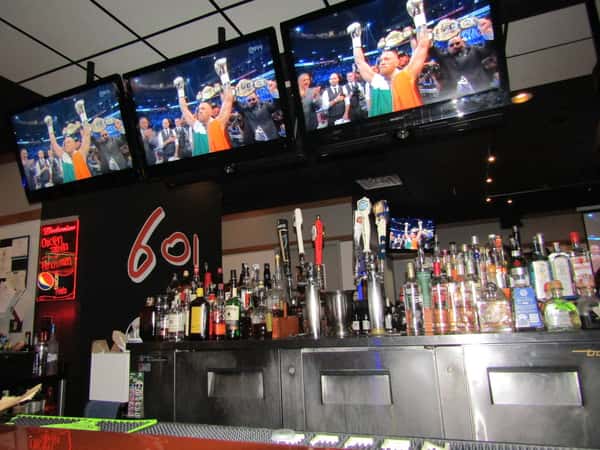 bar