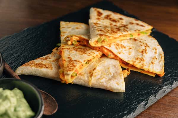 Chicken Quesadillas with salsa guacamole