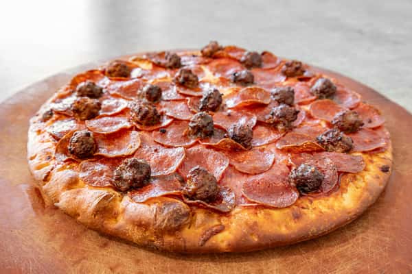 Med All Meat Pizza