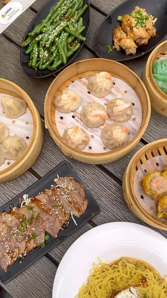 A dumpling feast is always an awesome way to lift your mood! 😋
