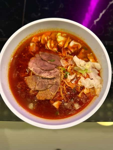 Spicy Beef Noodle Soup (麻辣牛肉面）