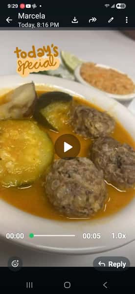 sopa de albondigas