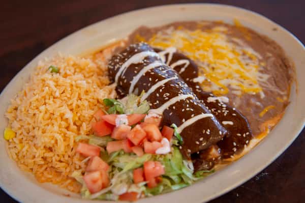 Enchiladas de Mole