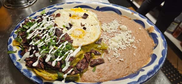 Chilaquiles Rojos