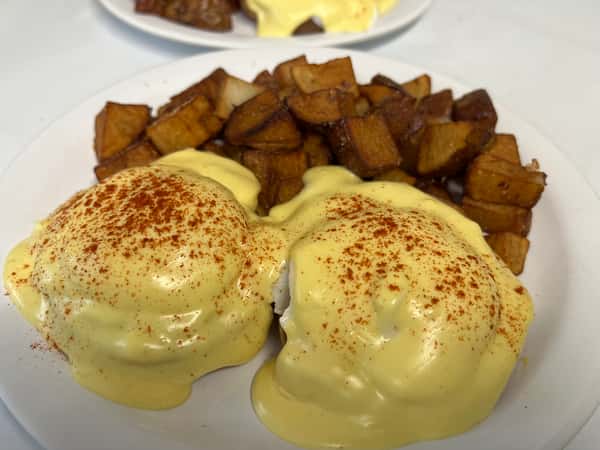Incredible Eggs Benedict