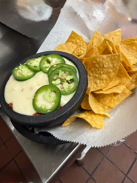 Chili Con Queso