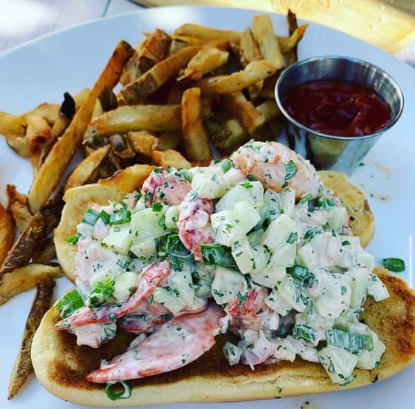 NE Lobster Roll