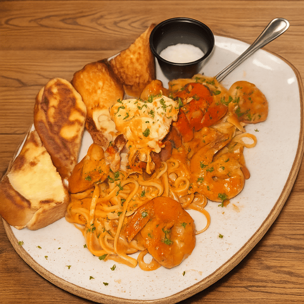 Royal Surf Fettuccine