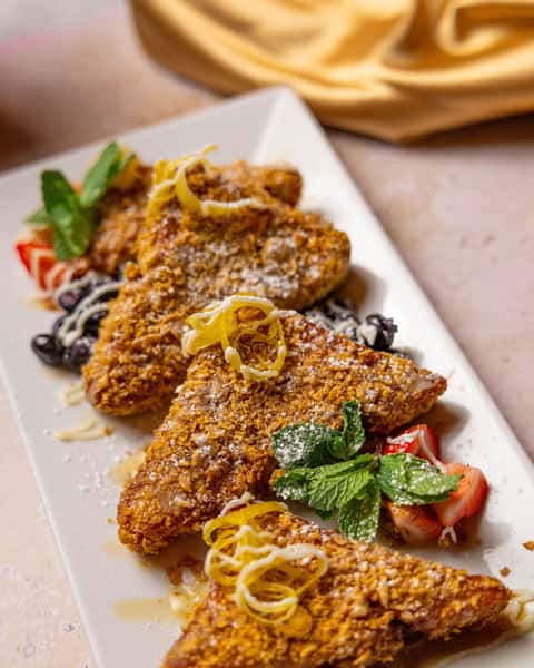 **Saturday brunch deserves something better than ordinary.**
Crispy French toast, cocktails, and a little Prohibition atmosphere.
Join us for brunch today at Prohibition in Murray.
Walk-ins welcome. Reservations available at prohibitionutah.com.