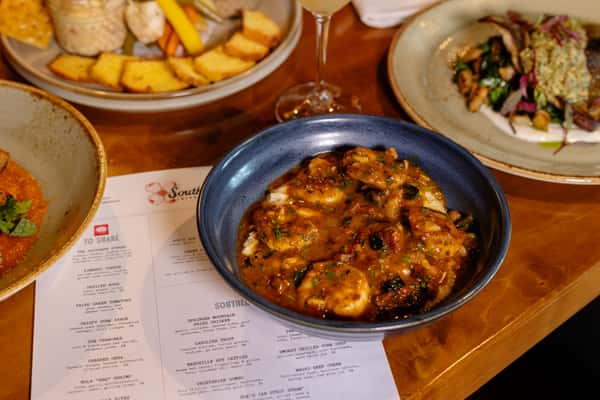 Shrimp & Marsh Hen Mill Grits