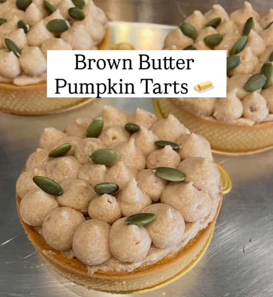 Available Saturday and Sunday only along with our Lemon Meringue tarts. Grab yours before they’re gone! 🎃 #tart #brownbutter