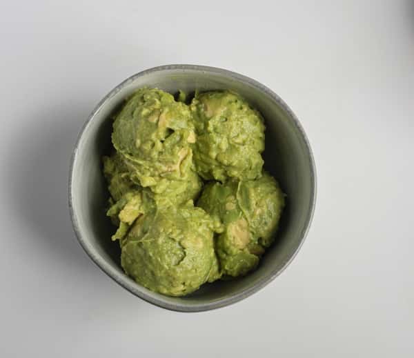 CUP GUACAMOLE