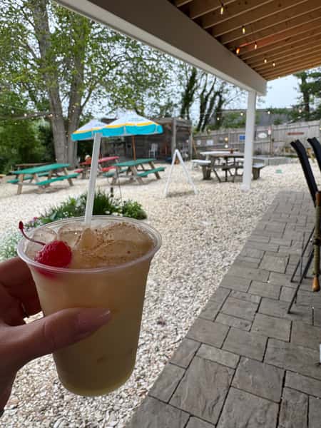 Island Painkilla outside