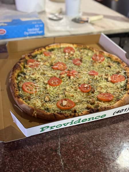 Napolitanos Pesto Chicken Pizza