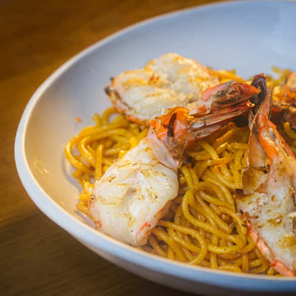 Tiger Prawns & Garlic Noodles