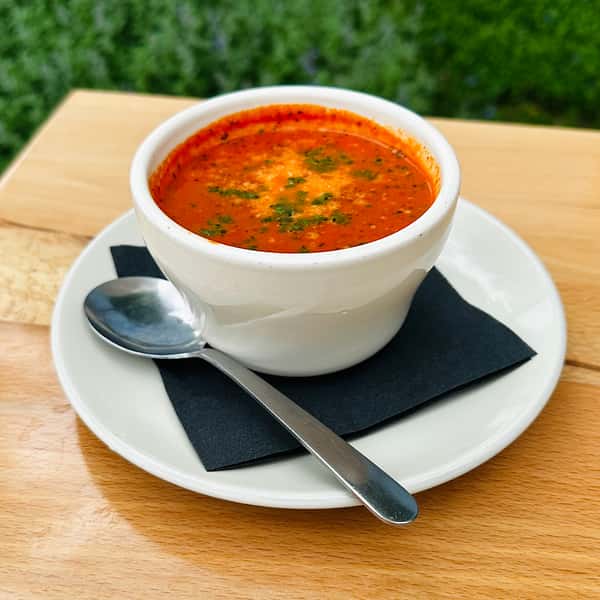 Creamy Tomato Bisque (V)