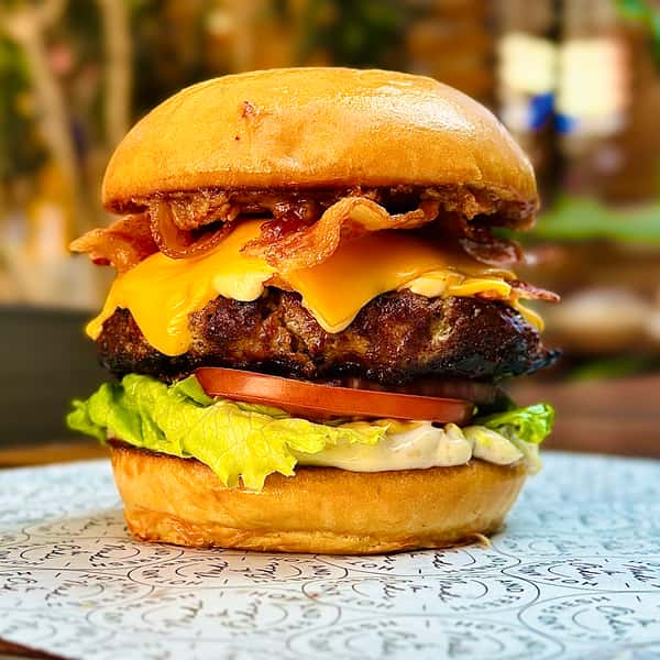Charred Cheeseburger