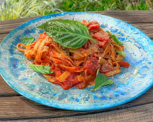 Pasta Marinara (V)