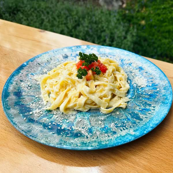 Fettuccini Alfredo (V)