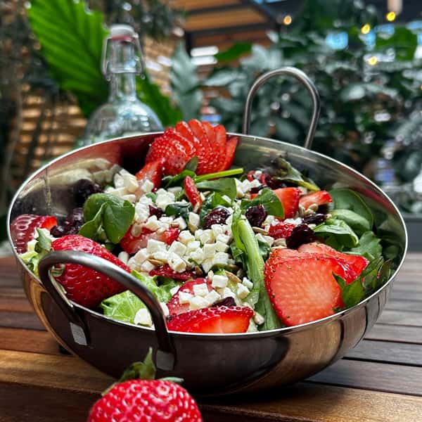 Strawberry Feta Salad (V, GF)
