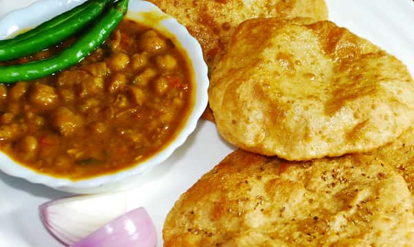 Chole Puri