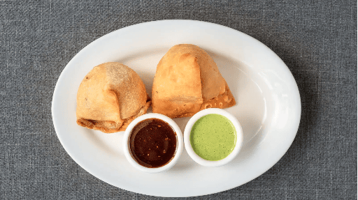 Small Vegetable Samosa