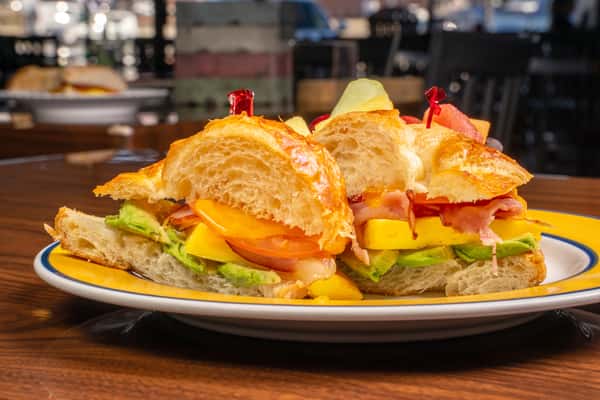 Ultimate Breakfast Croissant
