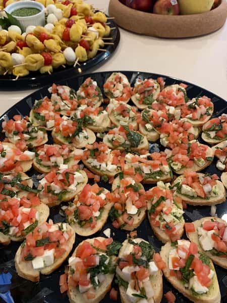Traditional Bruschetta Crostini