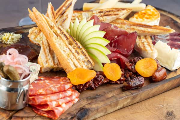 Cheese and Charcuterie (Plate of 4)