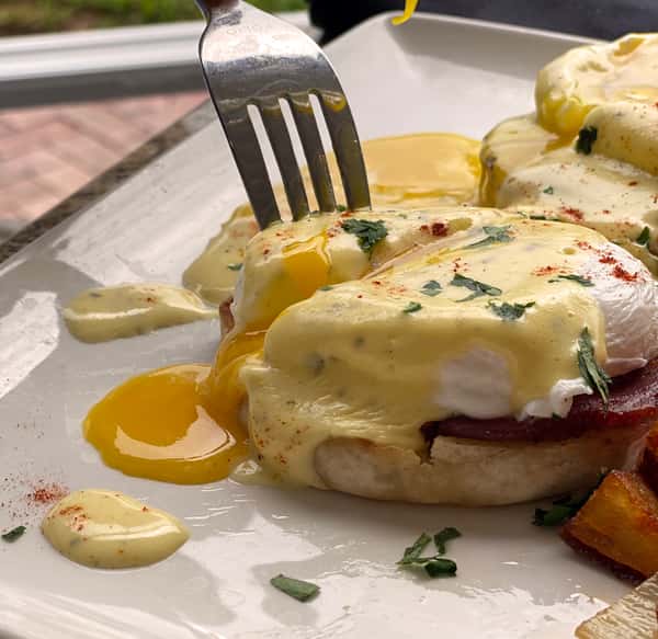 Eggs Benedict 