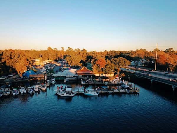 Located On Doctor's Lake