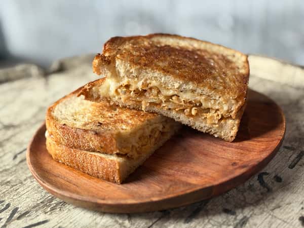 Aly's Grilled Cheese