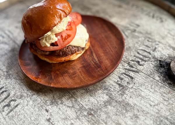 Jr Capreses Burger