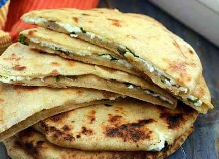 Mix Veggie (Stuffed) Naan