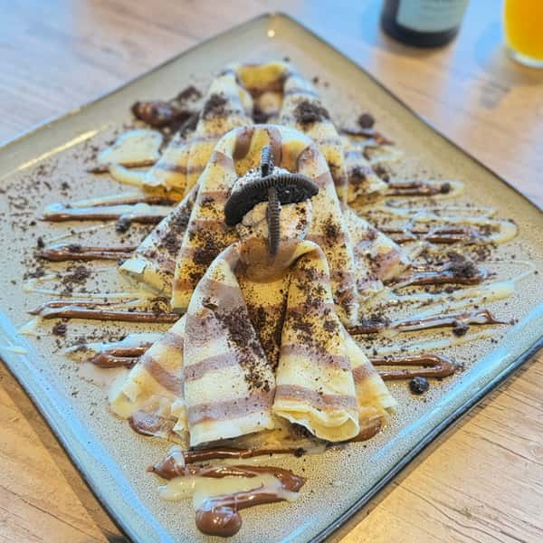 OREO PYRAMIDS