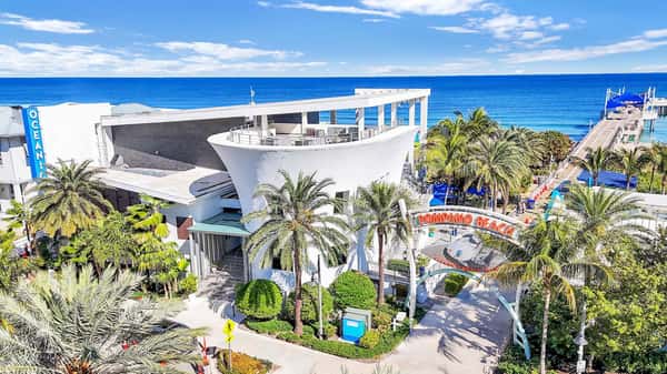Oceanic exterior featuring the Pompano Beach Pier