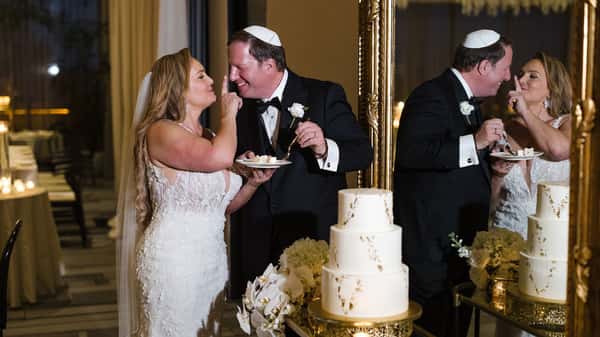 Bride & Groom cake cutting at Oceanic Pompano