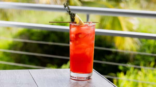 Strawberry Thyme Lemonade