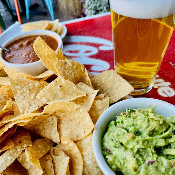 nachos and guacamole