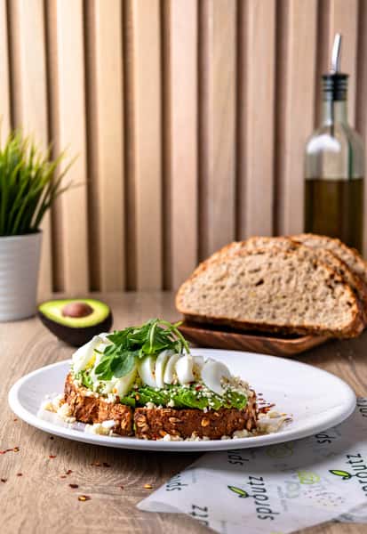 Egg, avocado Bread 