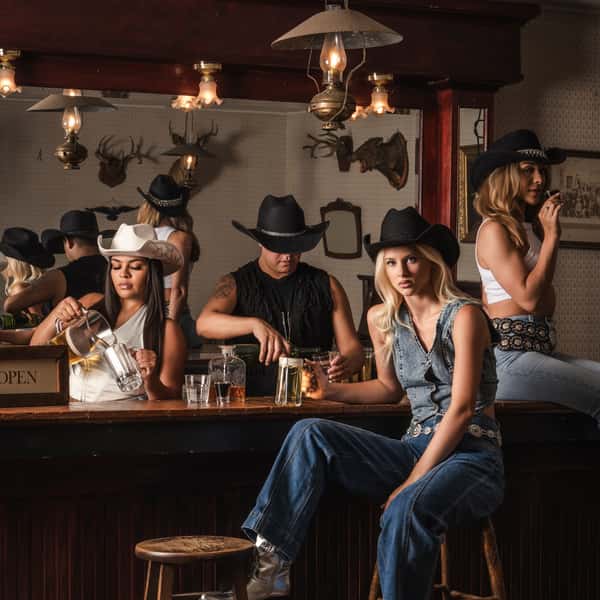 Rhinestone Rodeo - Group (1) Saloon