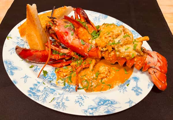 Wednesday : Lobster Savannah